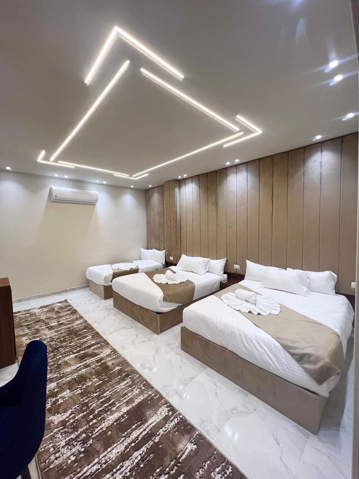 New Glamour Pyramids Hotel Kafrat al Jabal Exterior photo